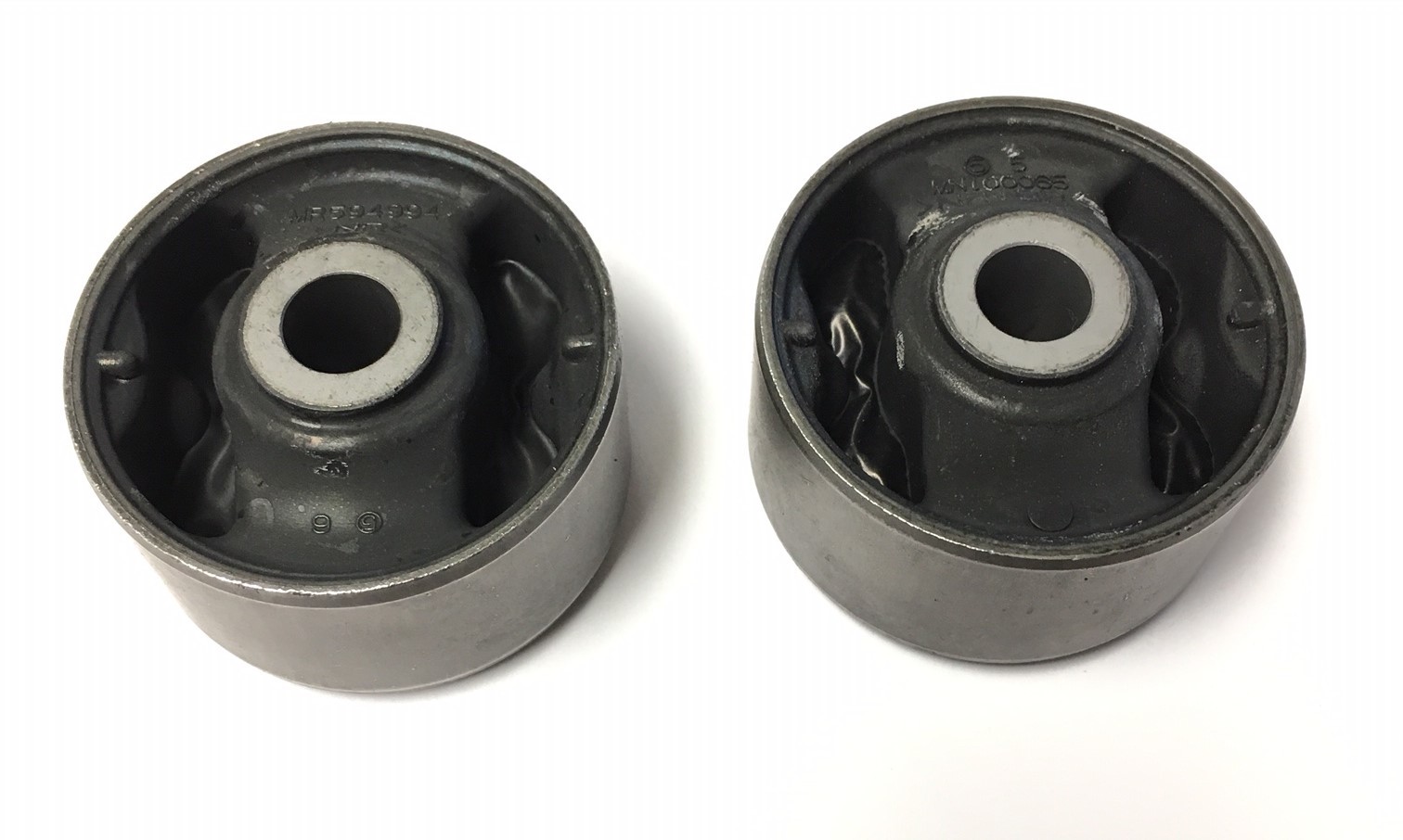 Genuine OE Differential Rear Bushing Set Outlander AWD | eBay Genuine OE Differential Rear Bushing Set Outlander AWD | eBay