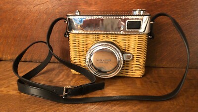 Sold Out NWT Kate Spade NOVELTY Wicker Leather Rose 3D CAMERA BAG Crossbody Bag 