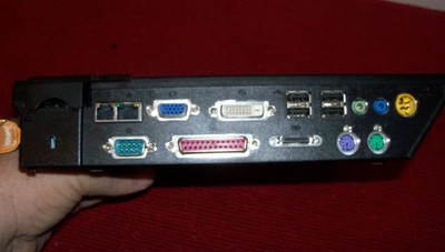 IBM THINKPAD LAPTOP  DOCKING STATION TYPE 2878 WITH KEYS 62P4551 13R0291