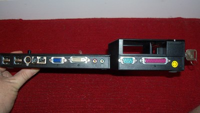 LENOVO THINKPAD LAPTOP  DOCKING STATION TYPE 2504 WITH KEY 42W4633 42W4632