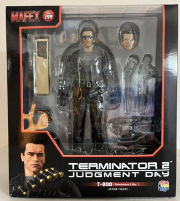MAFEX No.199 Terminator 2: Judgement Day T-800 (T2 Ver.) Action Figure Medicom