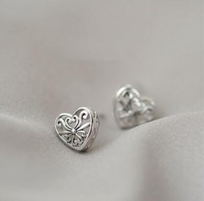 Super Adorable Flower Silver SP Tiny Love Heart Stud Earring