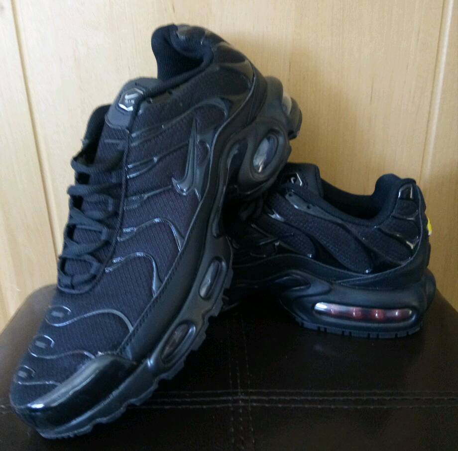 Nike Air Max TNs size 11 | in Sutton, London | Gumtree Nike Air Max TNs size 11 | in Sutton, London | Gumtree