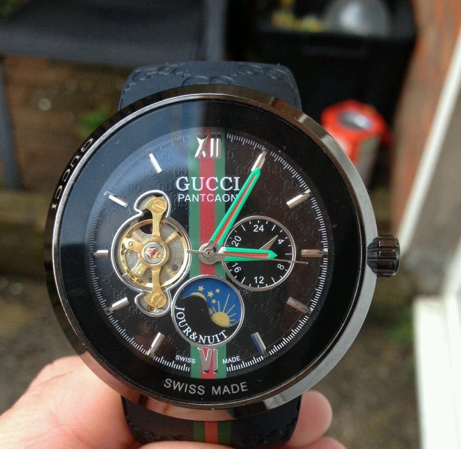 Gucci pantcaon men's luxury mint watch bargain quick sale in Bassaleg