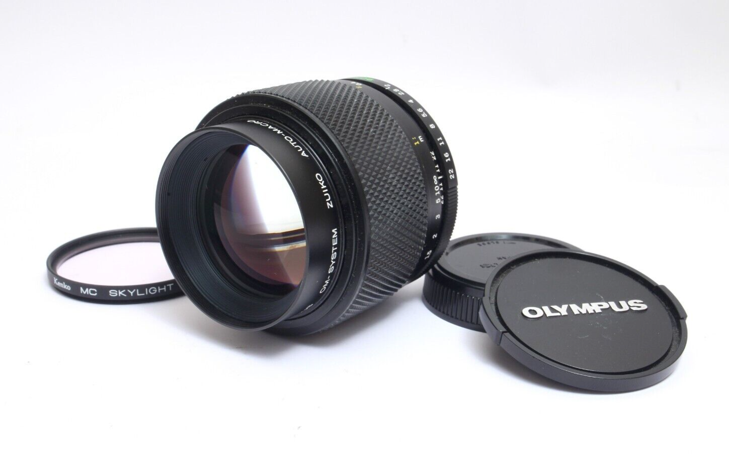 Olympus OM-System Auto-Macro Zuiko 90mm F/2 Portrait lens W Olympus OM-System Auto-Macro Zuiko 90mm F/2 Portrait lens W