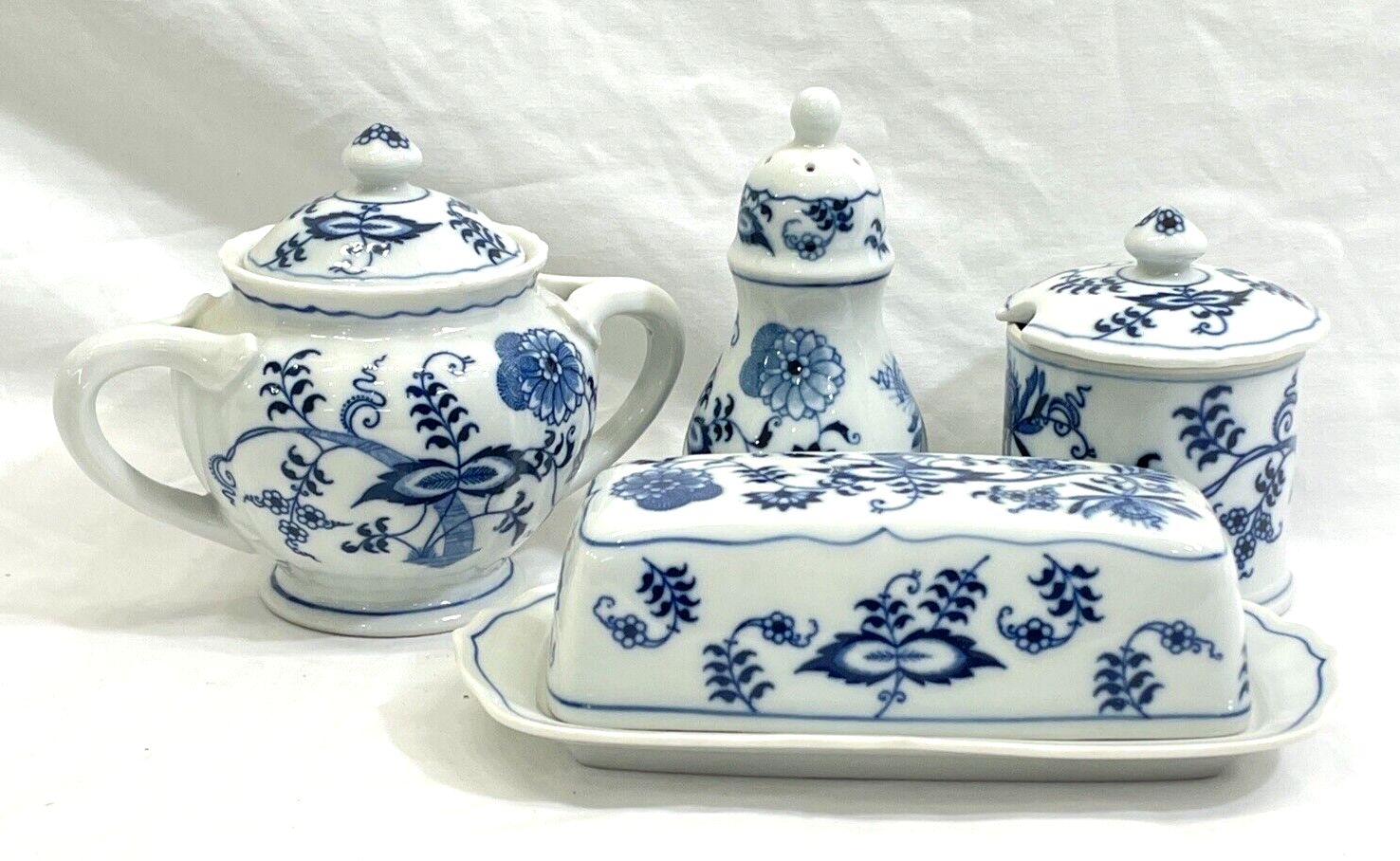 七*止様 クッキージャー 7 PIECE LOT OF BLUE DANUBE JAPAN SUGAR BOWL SALT COVERED