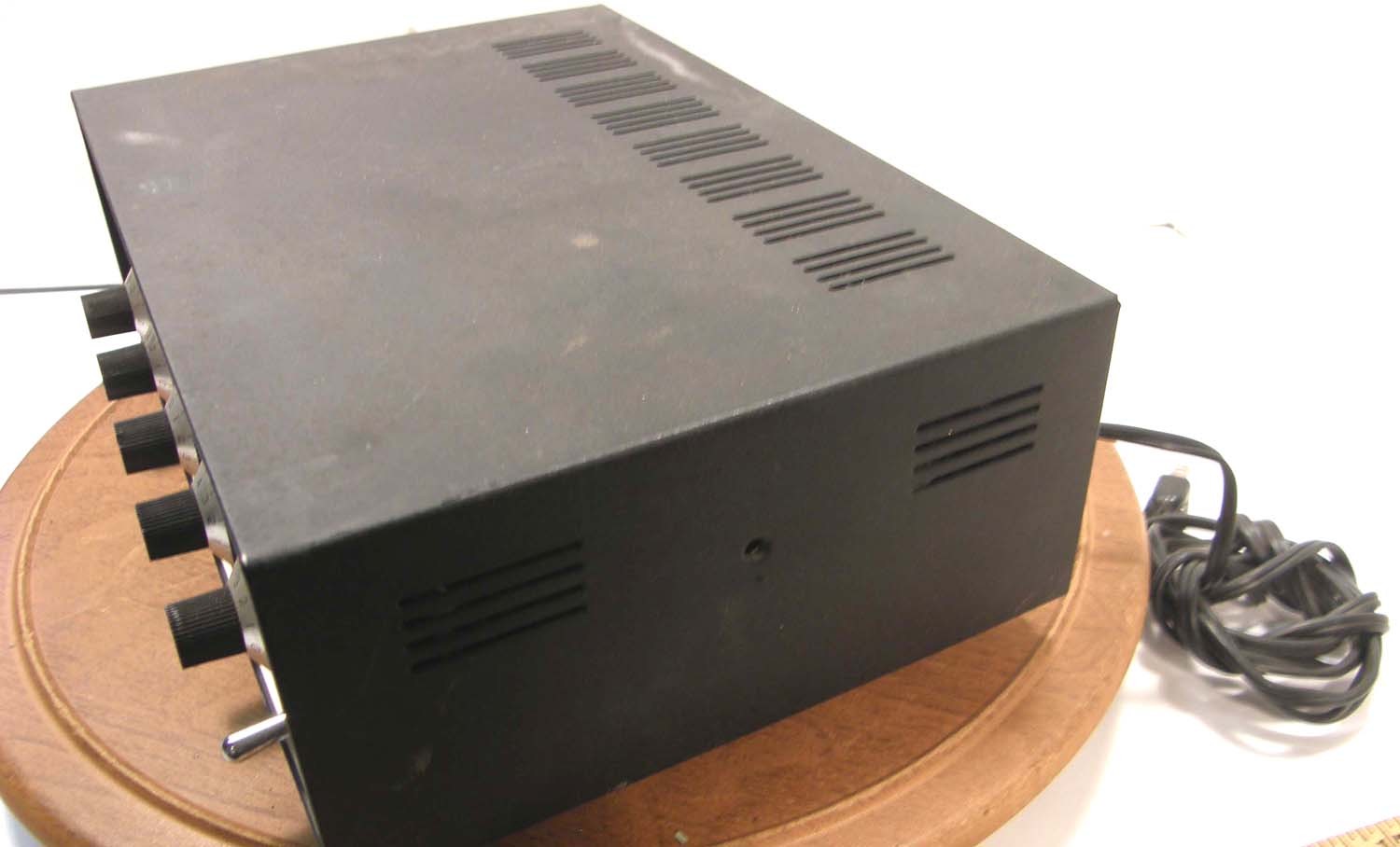 REALISTIC MPA-20 120V/12V SOLID STATE P.A. AMPLIFIER 32-2020