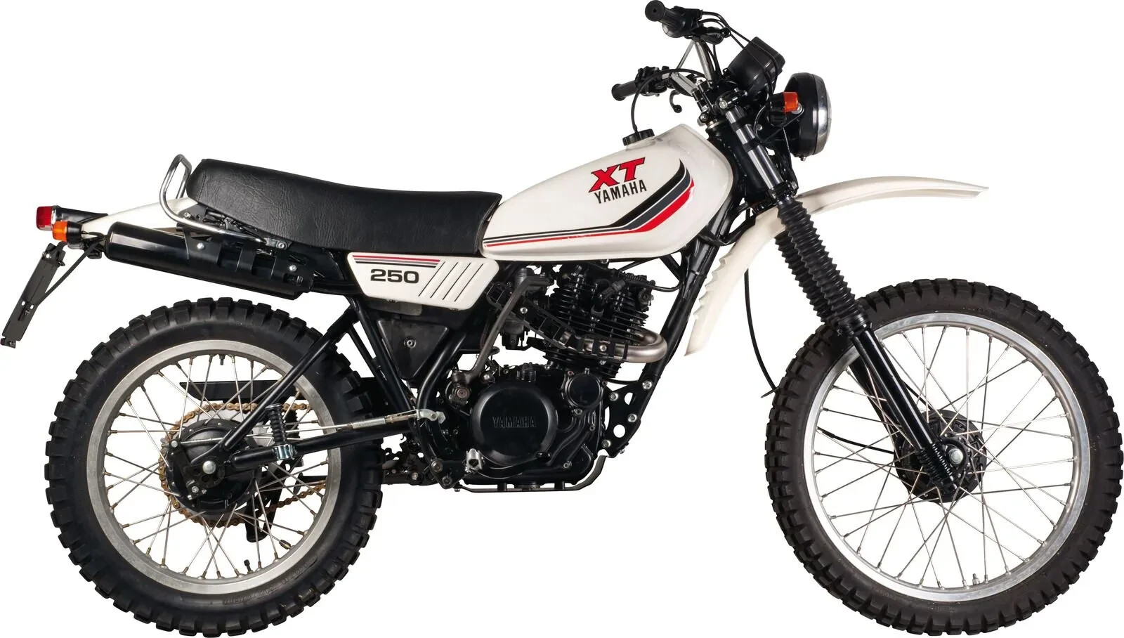 YAMAHA XT250 1980年　3Y5 シート YAMAHA XT250 1980年 3Y5 シート $_1.JPG?set_id=8800005007
