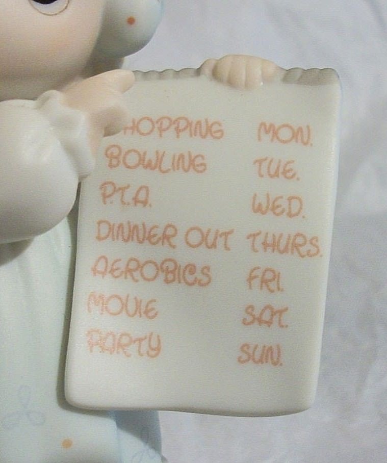 Precious Moments Figurine HAVE YOU ANY ROOM FOR JESUS 1996 Beautiful Cond