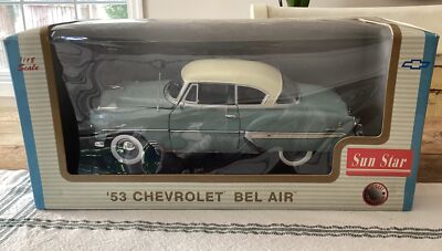 Sun Star - 1953 Chevrolet Bel Air  -  Hard Top - 1:18 Scale
