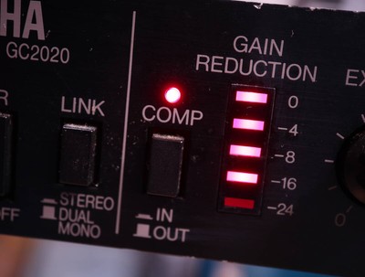 YAMAHA GC2020 Refurbished product, slightly scratched and dirty