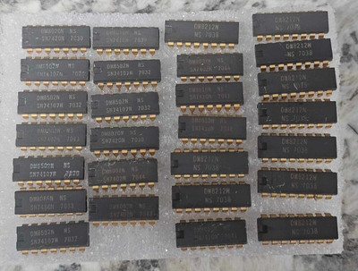 27 Vintage Rare Early National Semiconductor 1970s Gold IC Chip SN7410 DM8212 +