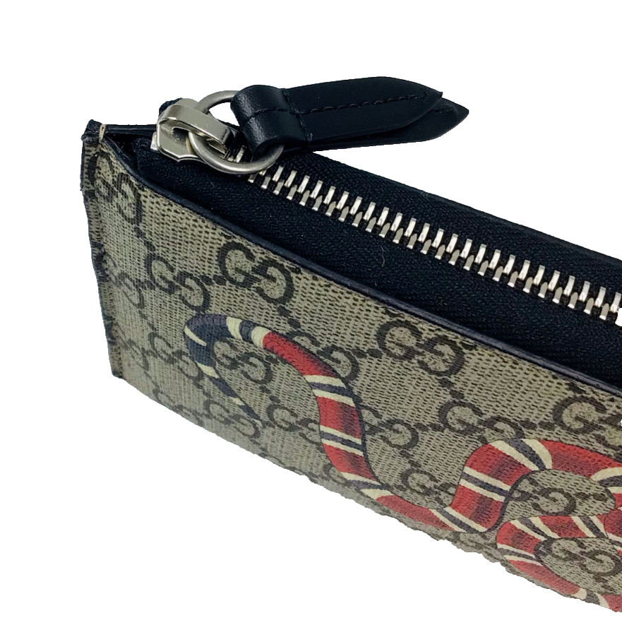 Pre-owned Supreme Authentic Gucci Gg  Snake Print L-shaped Zipper Wallet 575364 K561n In Beige