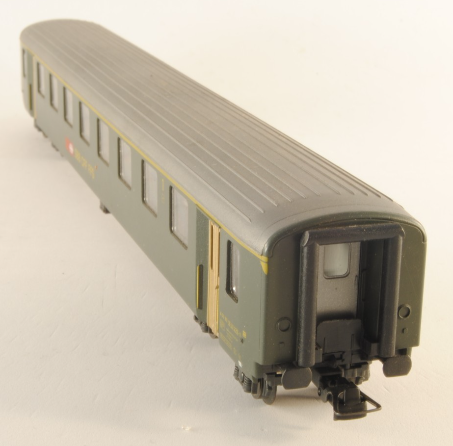Lima 309272 Vagone passeggeri SBB-CFF FFS di 1a classe treni svizzera H0 1:87