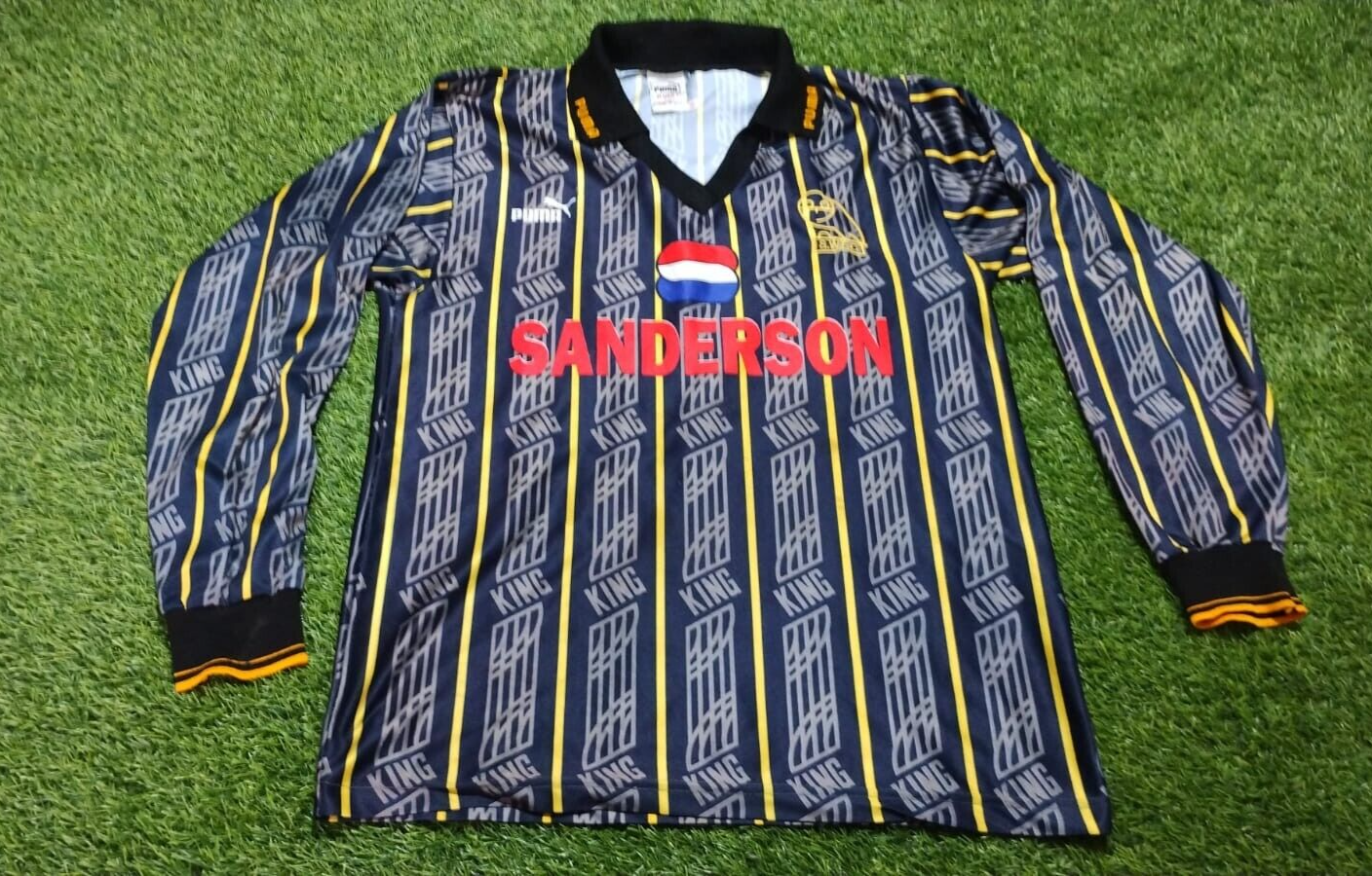 美品puma　サッカーウェア　シェフィールドFC　ヴィンテージ　M $_57.PNG?set_id=880000500F