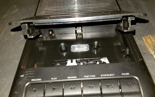 Vintage ONN One Touch Recording Cassette Recorder Model ONA13AV504