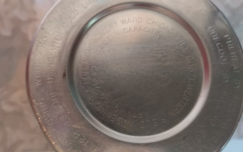 Vtg Western Field/ Montgomery Ward / 14 Oz. Stainless Steel Thermos w/ Lid