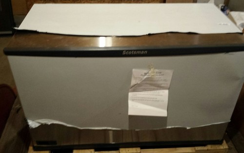 Scotsman C1848SW-32  Water Cooled Prodigy Plus Cube Style Ice Maker SCRATCH/DENT