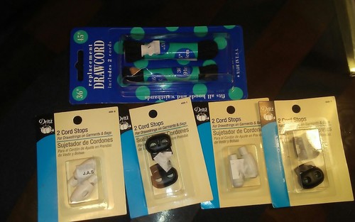 4 Packages Dritz Drawstring Cord Stops & 1 Package of 36