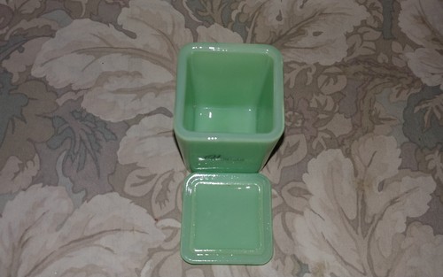 1990's  Pristine Green Jadeite Spice Box Jar w/ Lid / Cloves