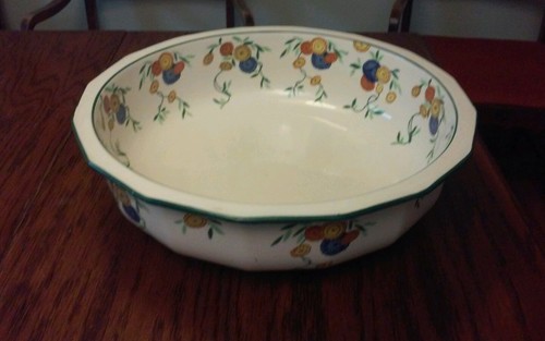 A Rare Royal Doulton Rossetti D4738 Wash Basin/Bowl 19