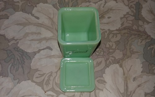 1990's  Pristine Green Jadeite  Spice Box Jar w/ Lid / Cereal