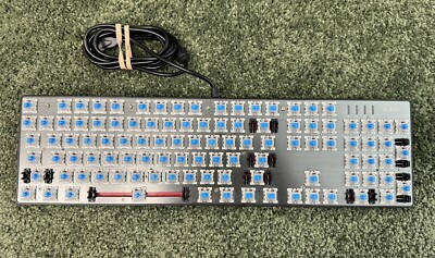 AUKEY RGB Mechanical Keyboard  KM-G3   Blue Switches  No keycaps.   Used, nice.