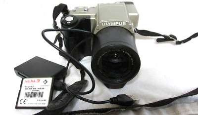 Olympus CAMEDIA C-2500L 2.5MP LC Digital SLR Camera w/ CARD & COMPUTER ADAPTER