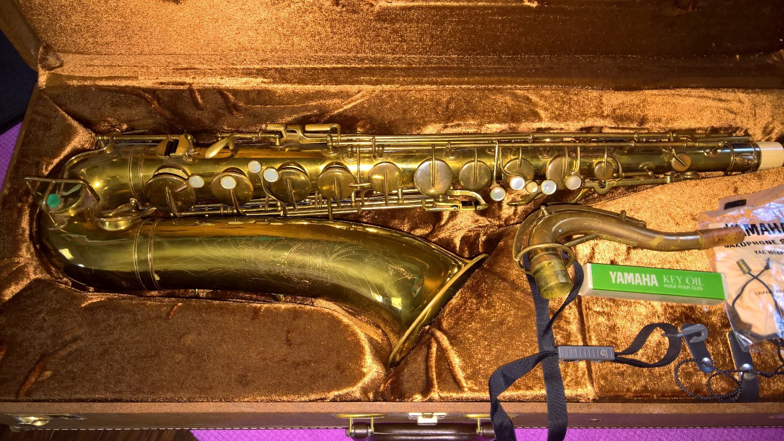 Tenor Saxophone Vintage Brass*****ELKHART INDIANA*****