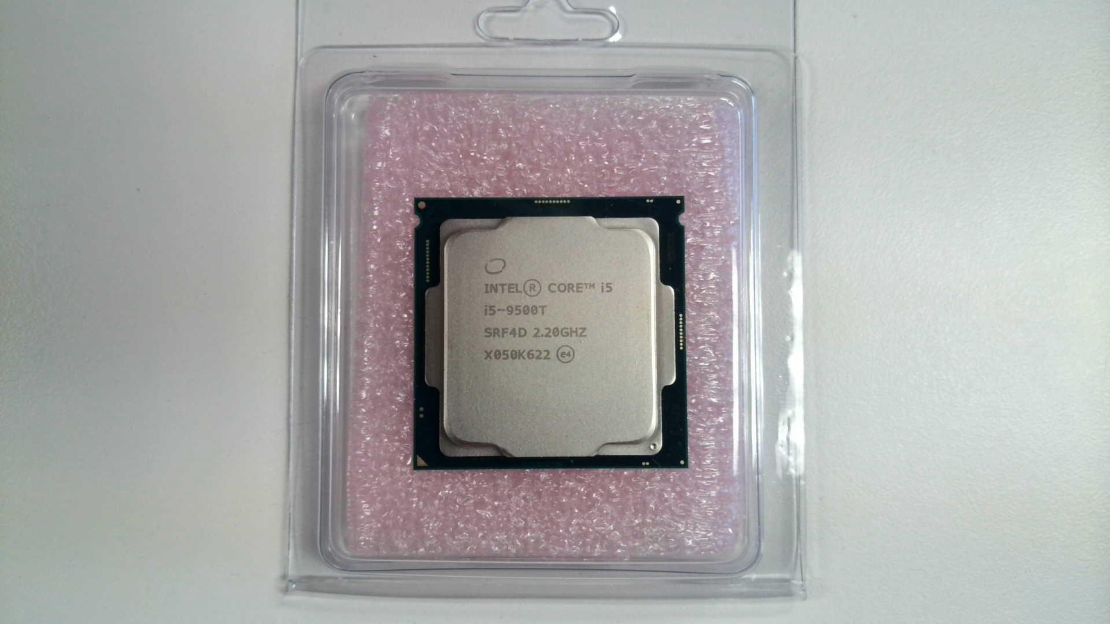 9th Gen Intel Core i5-9500T CPU 2.2 GHz (Turbo 3.7 GHz) 6-Core 9M LGA-