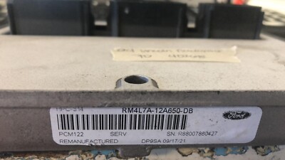 RM4L7A-12A650-DB Lincoln Navigator 2004 ecm ecu computer