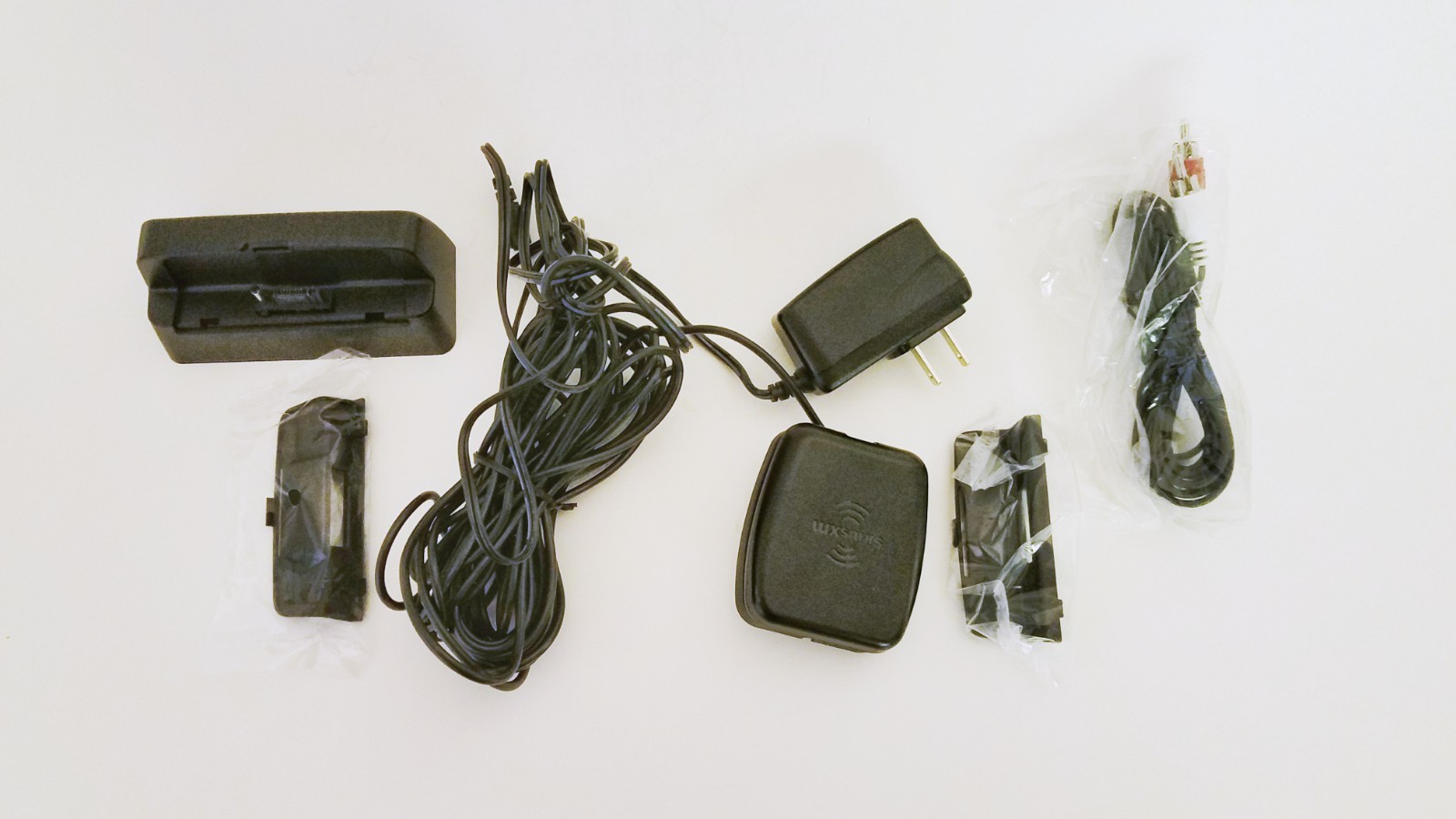 SeriusXM universal home kit accessories - 3 Different Docks - Brand New