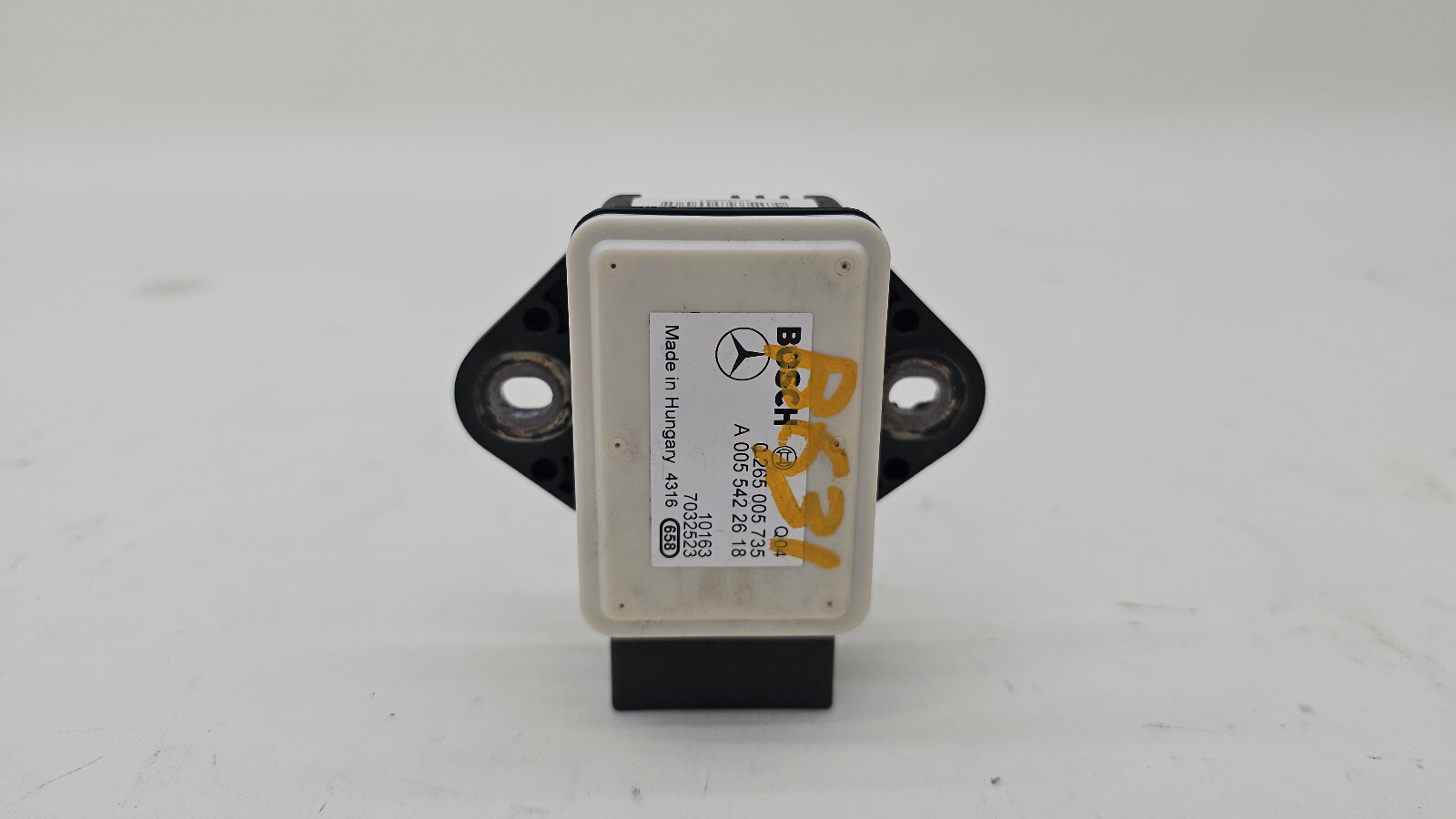 10-13 MERCEDES-BENZ W207 W212 Acceleration YAW Rate Sensor Bosch OEM A0055422618