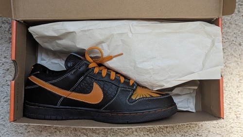 DEATH NYC Dunk  額付き、サイン、保証書、 オフィシャルから DEATH NYC Dunk 額付き、サイン、保証書、 オフィシャルから