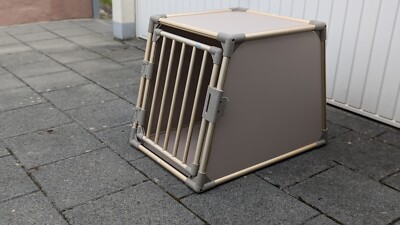 HundeTransportbox von Trixie (sehr guter Zustand)