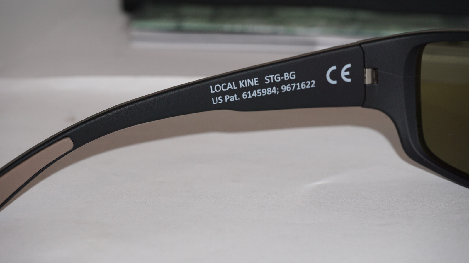 Pre-owned Maui Jim Sunglasses Local Kine Grey Green Polarized Stg Mj810-54c 61 18 125