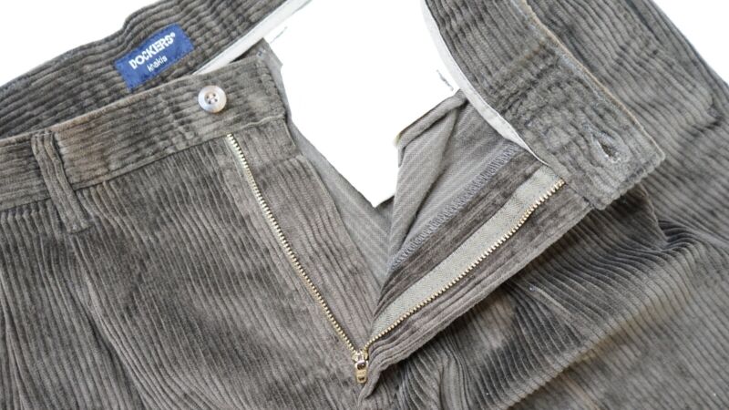 Rare Vintage DOCKERS Relaxed Fit Pleated Corduroy Pants 90s Rare Vintage DOCKERS Relaxed Fit Pleated Corduroy Pants 90s