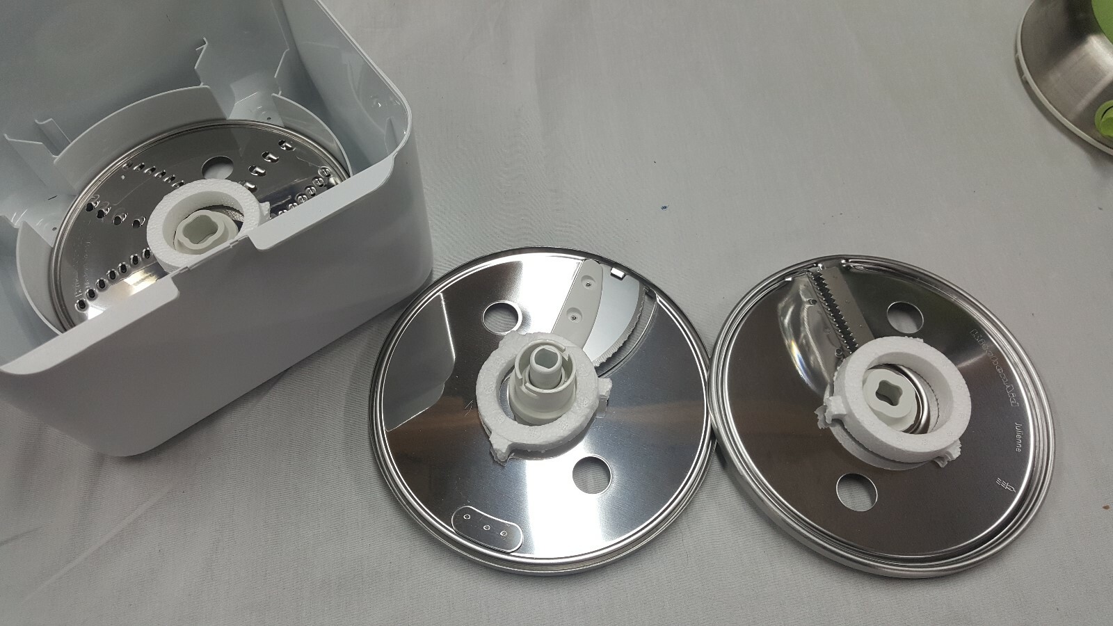 KitchenAid 13 cup Food Processor Attachments with Case