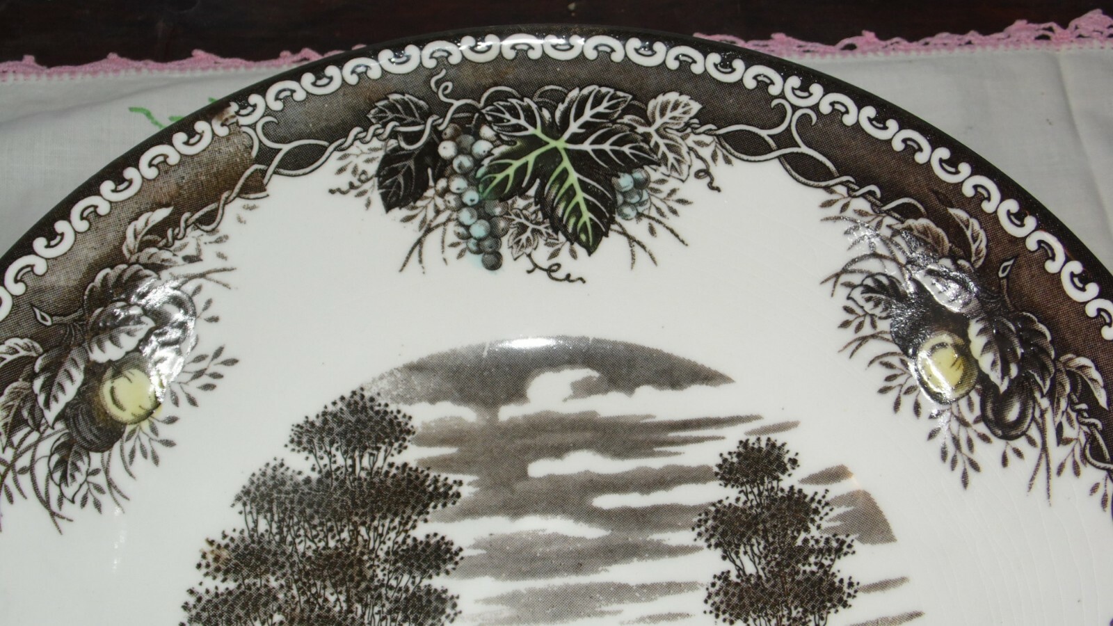 VINTAGE COUNTRY HOUSE SPRING VALLEY TRANSFERWARE LARGE SERVING BOWL FARM SCENE