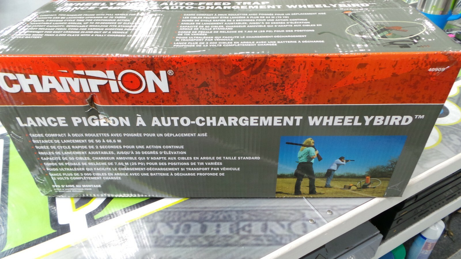 Champion Electric Clay Target Thrower WheelyBird Auto-Feed Trap 40909. Brand New