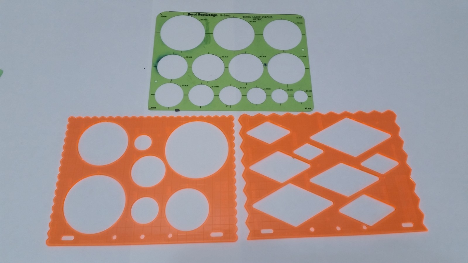 Fiskars & Berol RapiDesign Art Drawing Drafting Plastic Templates Shape Letters