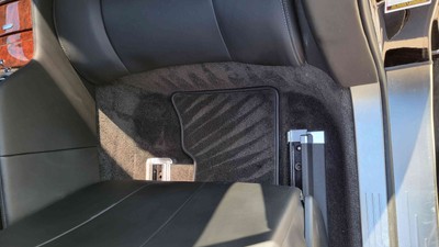 image 4 of interior