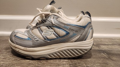 SKECHERS サイズ24(38) GOrun 7 ホワイト シューズ SKECHERS サイズ24(38) GOrun 7 ホワイト シューズ