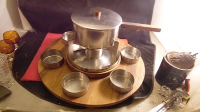 Service à fondue, Lazy Susan, Stelton, design scandinave, teck et inox, Jacobsen