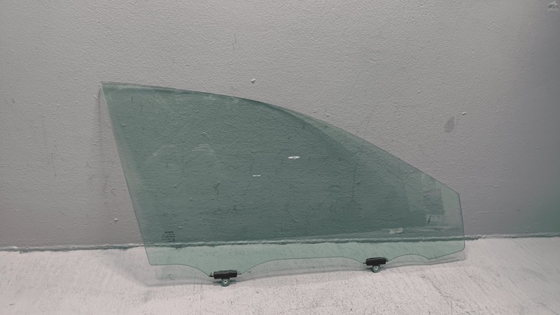 Used 2018 - 2024 Toyota Camry Front Right Passenger Side Door Window Glass Green OEM