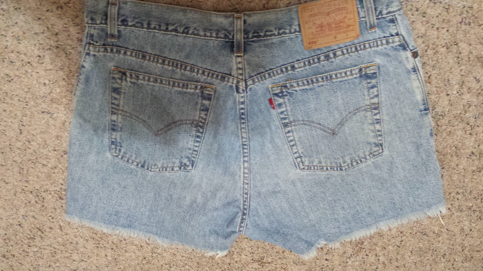 WOMANS JEAN SHORT 555 LEVI STRAUSS SZ XLARGE