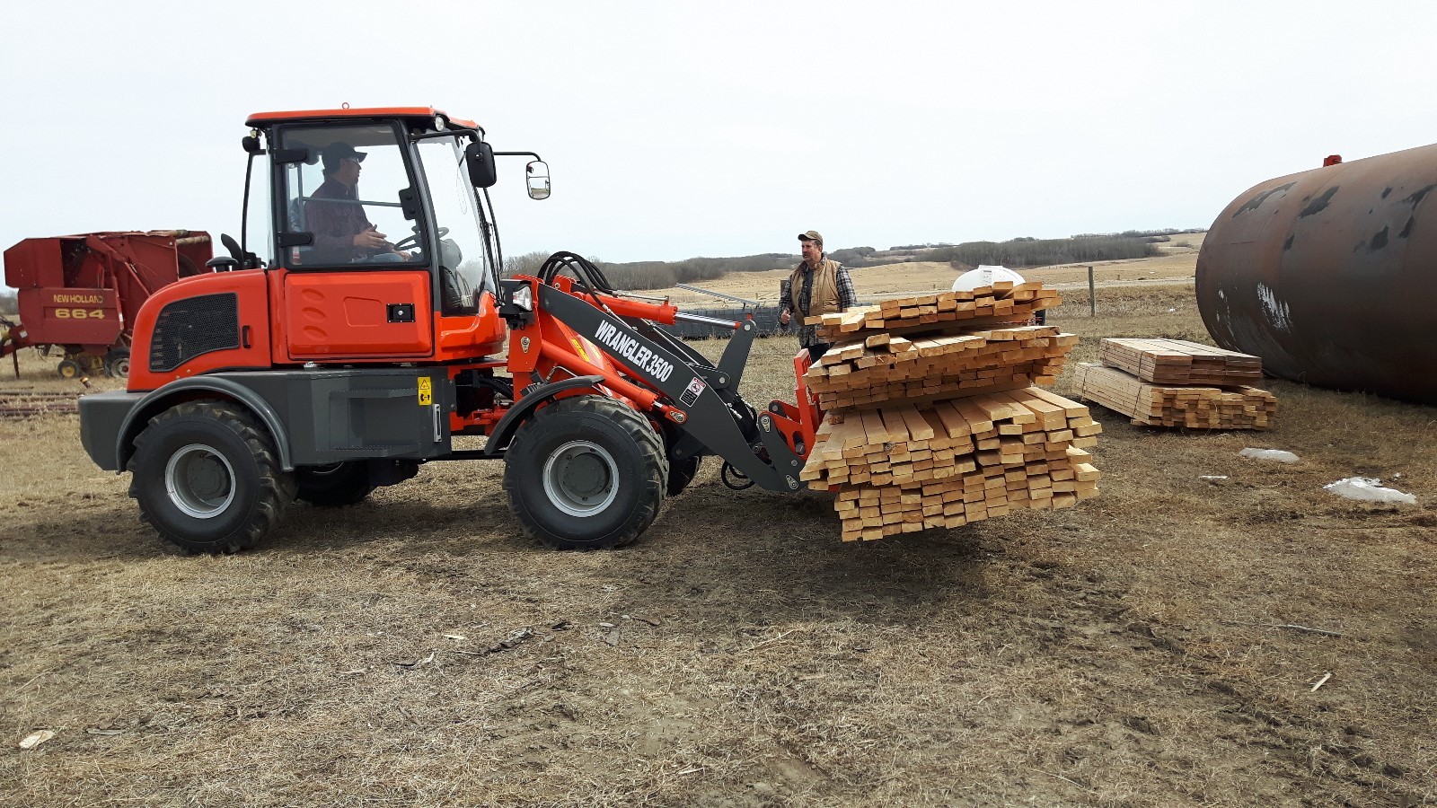 New  Wrangler Wheel Loader. compact articulating. Skid steer attachments Kohler