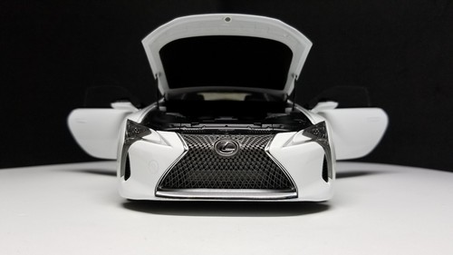 【新品/未使用】AUTOart レクサス LC500 Amazon | AUTOart 1/18 レクサス LC500 ブラック インテリア