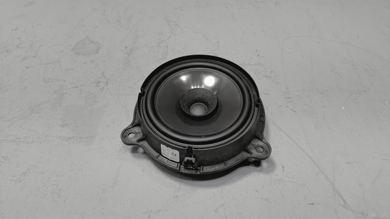 Used 2021-2025 Nissan Rogue Rear Left Or Right Side Door Audio Stereo Speaker OEM