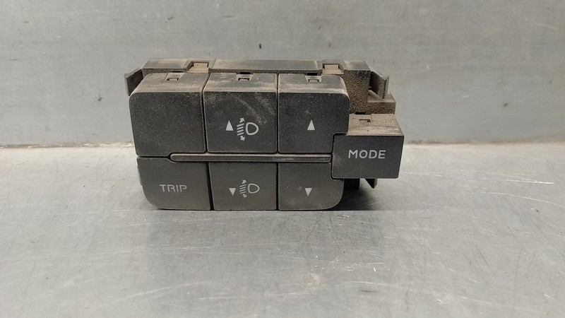 69500781 Commutateur D´Eclairage Pour Iveco Daily Caja Cerrada 2006 => 5132250